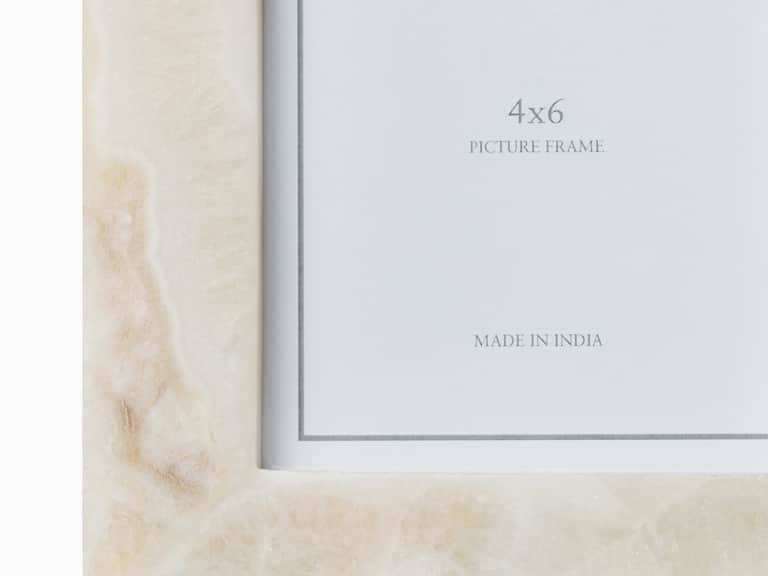 Valdina Frame image