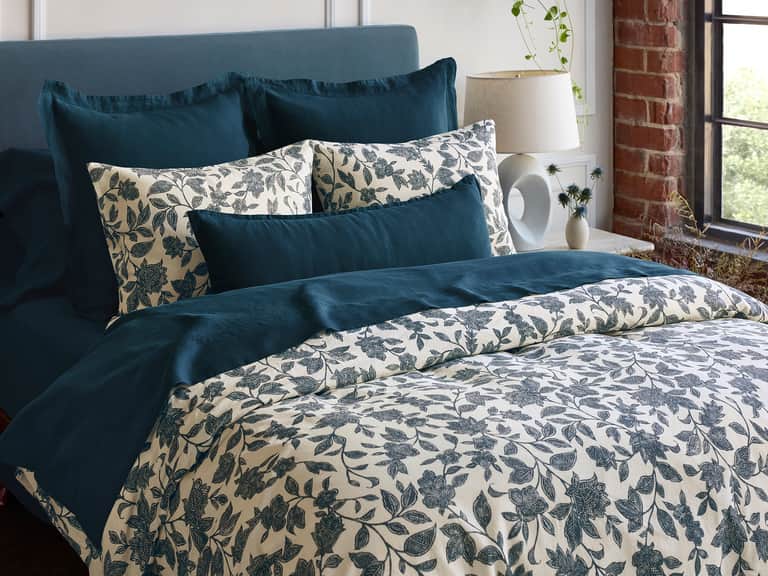 Organic Relaxed Linen Sheet Set image