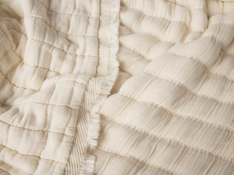 Dreamweight Organic Matelasse Weighted Throw image