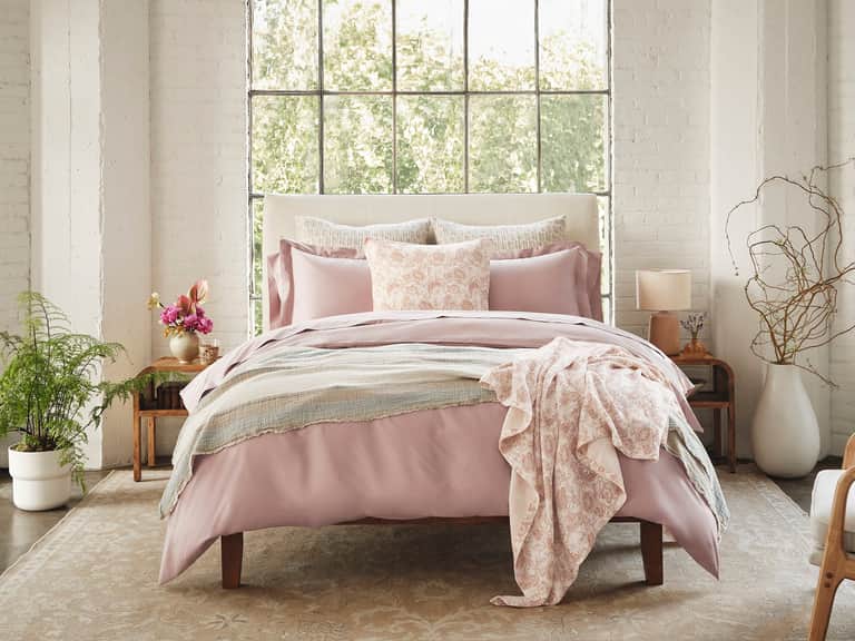 Balboa Organic Matelasse Print Throw image