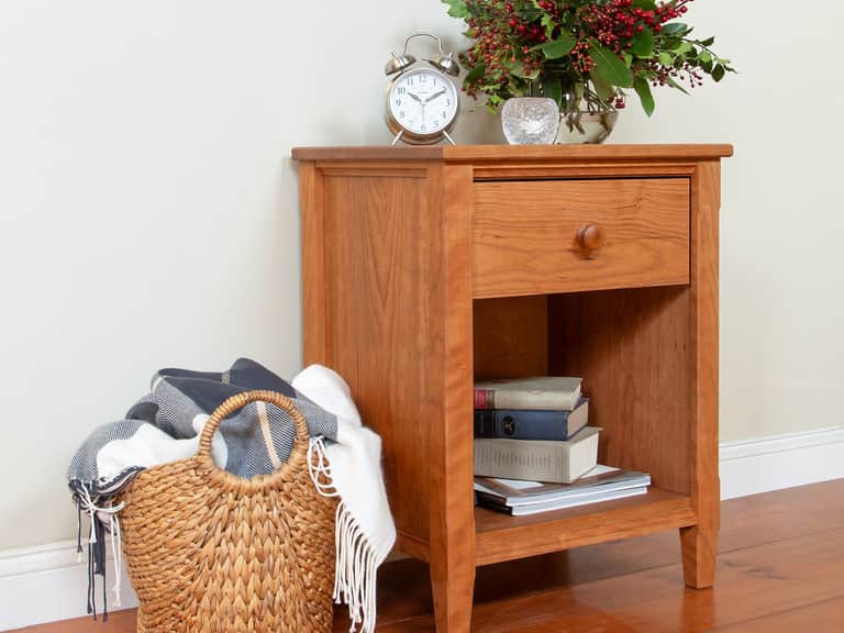 Vermont Shaker 1-Drawer Enclosed Shelf Nightstand image