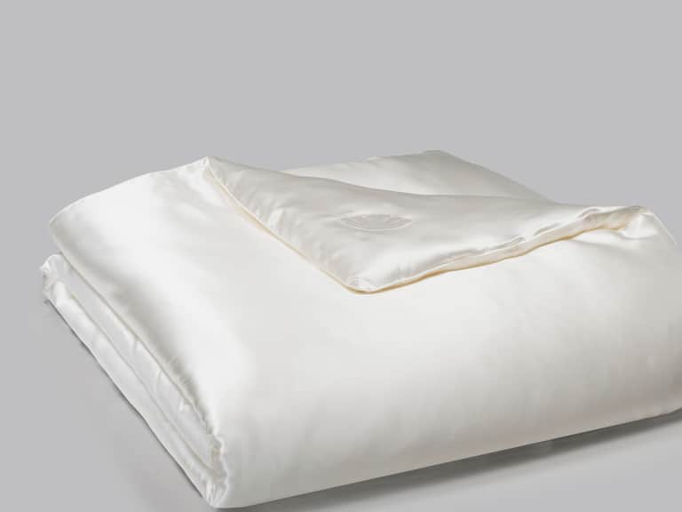 All Season Silk Filled Comforter with Silk Shell
