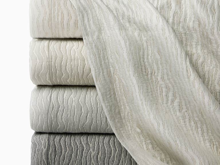 Ondate Blanket Cover