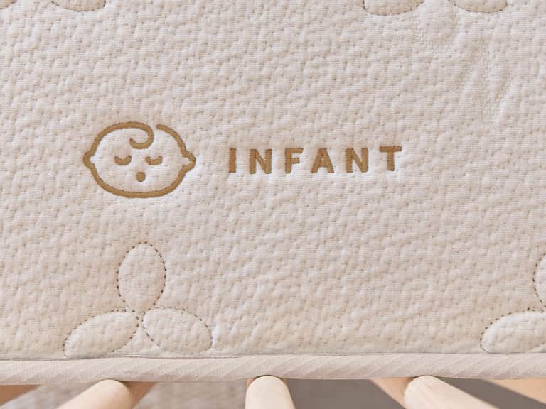 Coyuchi Organic Crib Mattress image