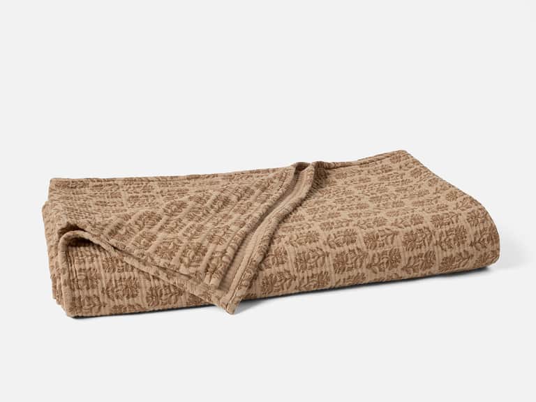 Mirada Organic Matelasse Coverlet image