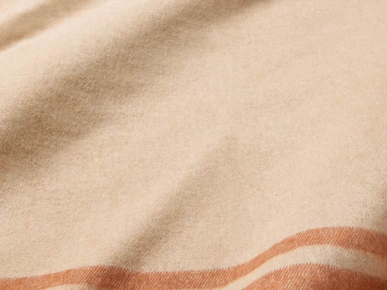 Viletta Throw image