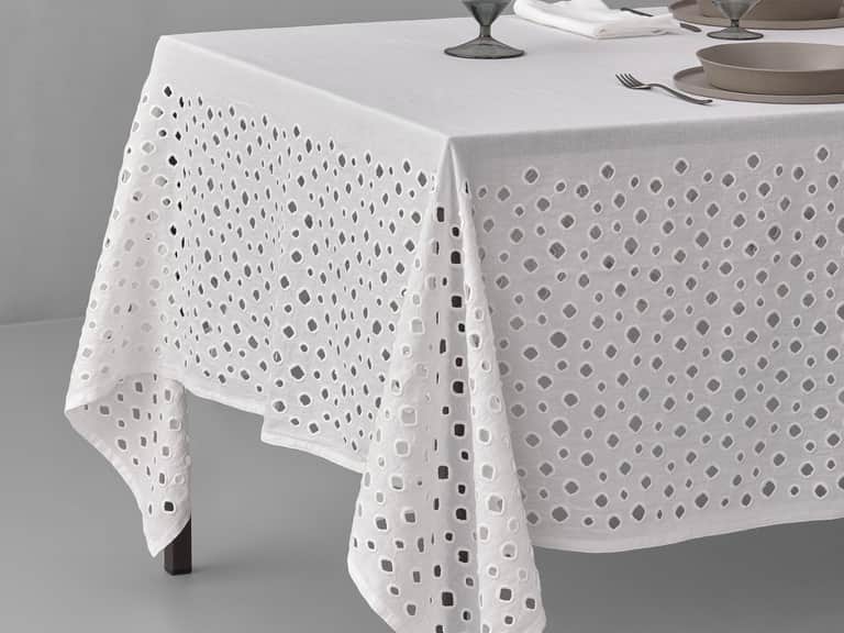 Ols Table Cloth image