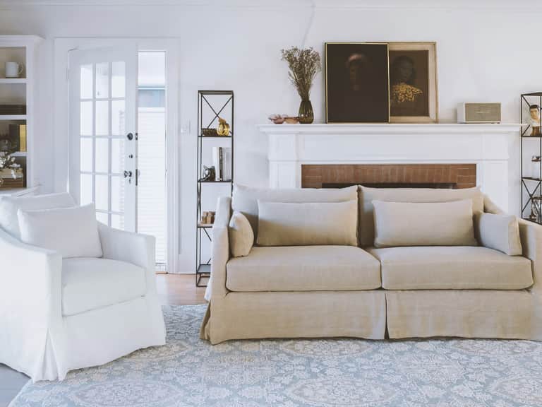 Cisco Home Rebecca Deluxe Sofa