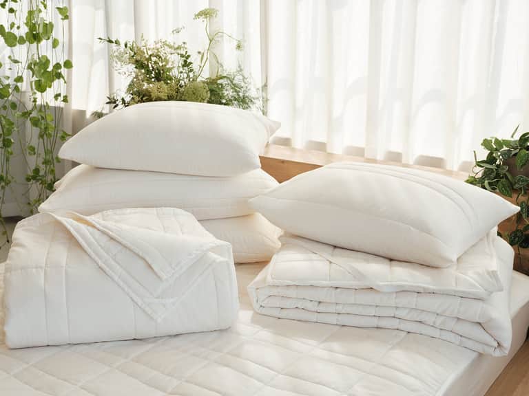 Washable Wool Filled Mattress Pad image