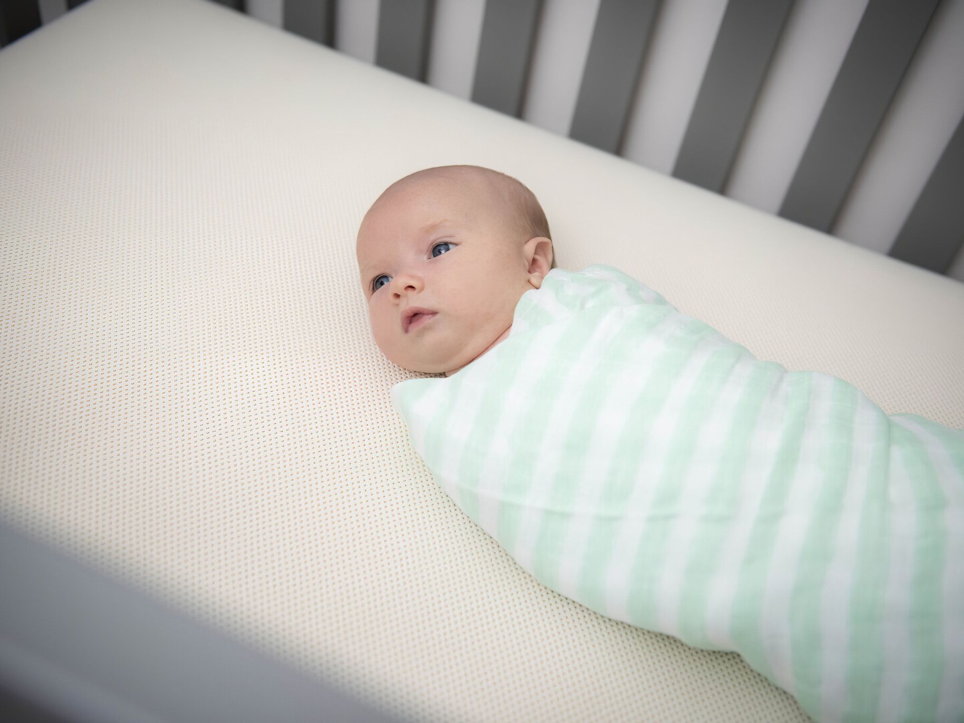 Toddler Mattress Naturepedic Organic Breathable 2-Stage Crib