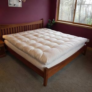 Holy Lamb Organics All Natural Ultimate Wool Mattress Topper