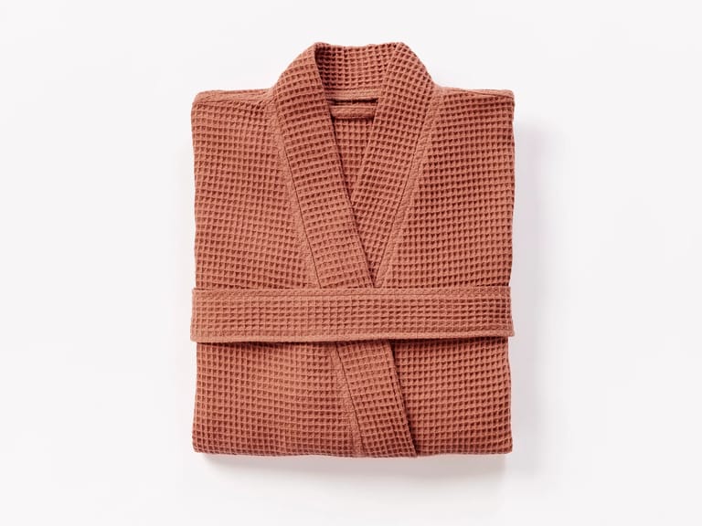 Coyuchi Organic Cotton Waffle Spa Robe image