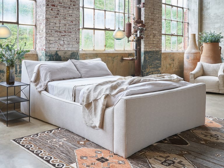 Cisco Home Tombo Bed image