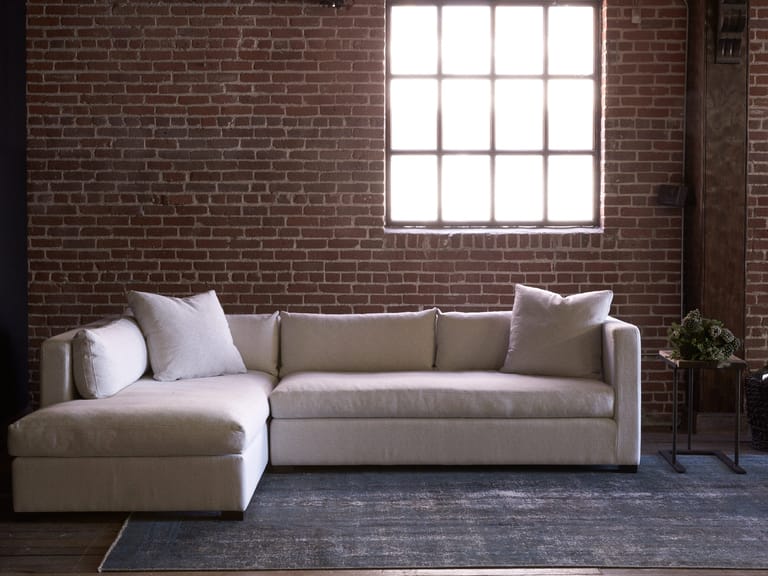 Cisco Home Agosto Sectional image