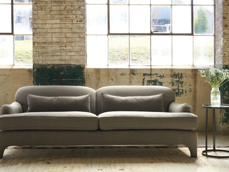 Cisco Home Bianca Sofa