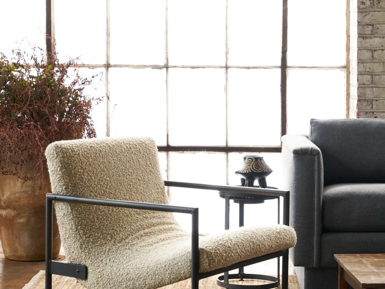 Cisco Home Griffin Chair image