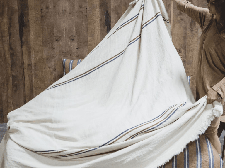 Libeco Auburn Linen Coverlet image