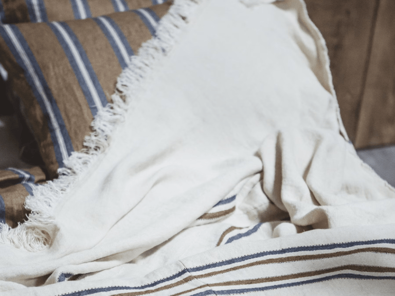 Libeco Auburn Linen Coverlet image