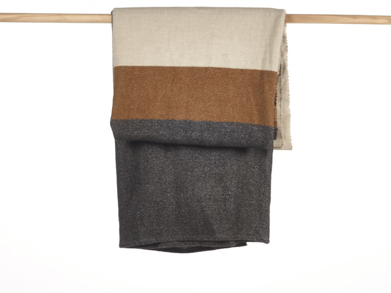 Libeco Nash Linen and Wool Coverlet image