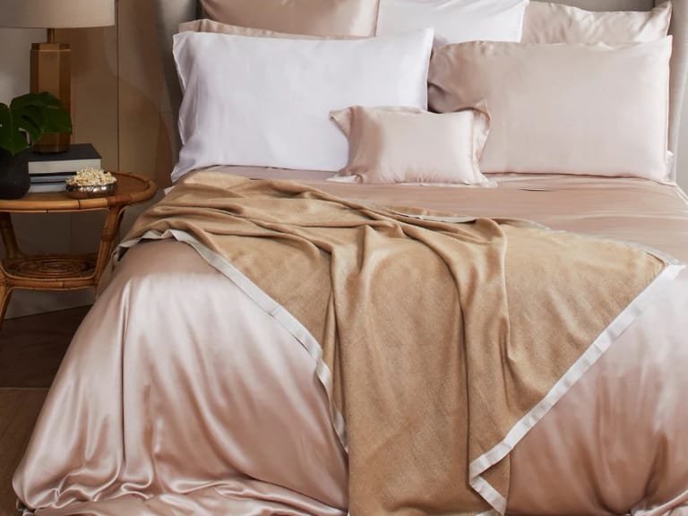 Gingerlily Silk Blanket image