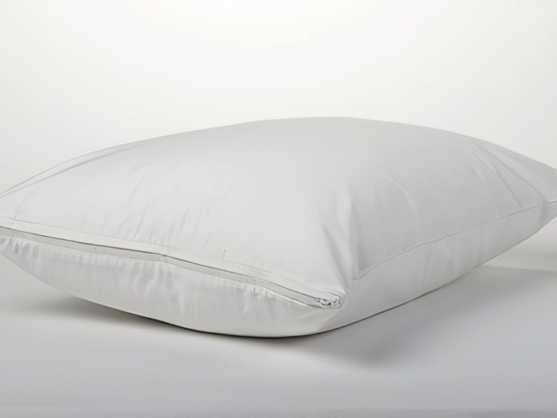 Coyuchi pillow protector discount