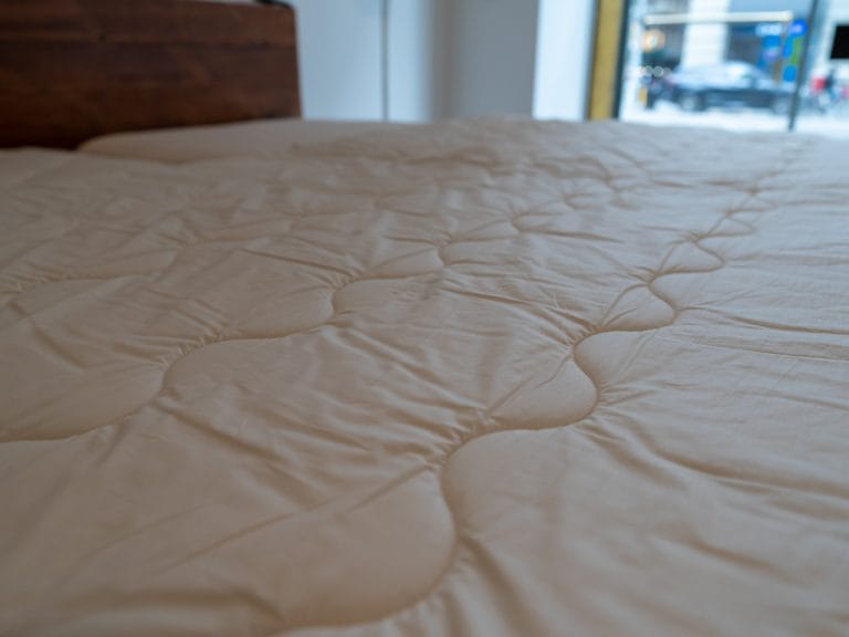 Naturally Organic Hudson Wool Comforter image