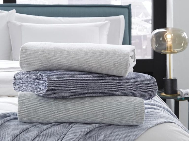 Sferra Terzo Bed End Blankets and Quilts