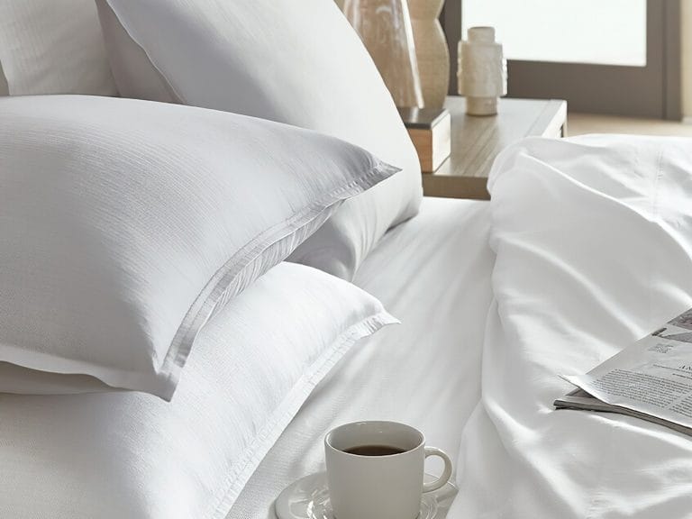 Sferra Tesoro Percale Sheets and Duvet Covers image