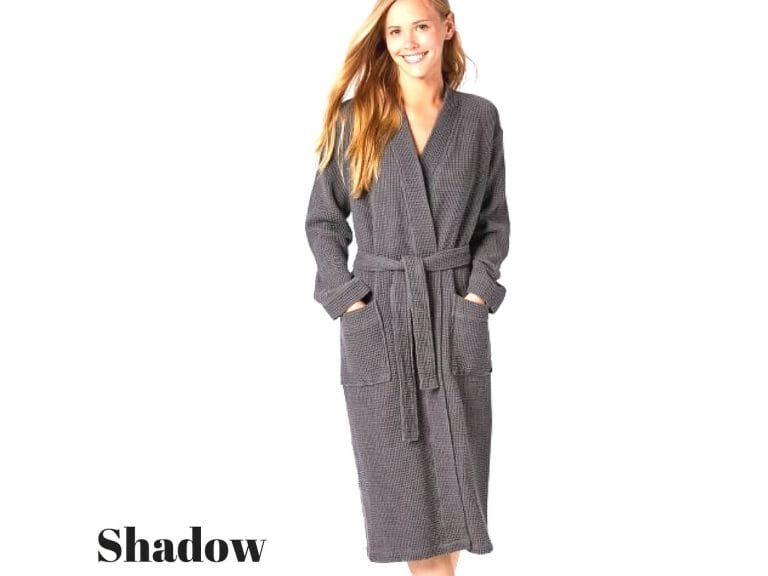 Coyuchi Organic Cotton Waffle Spa Robe image