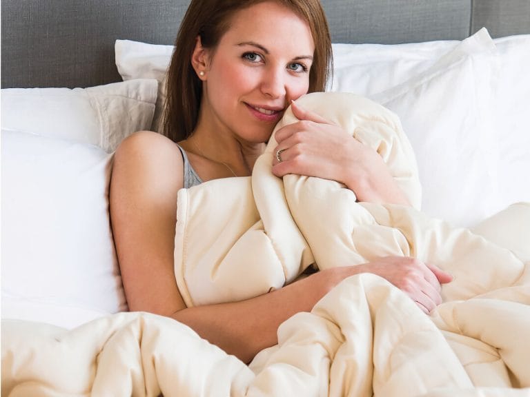 Obasan Medium Weight Wool Comforter image