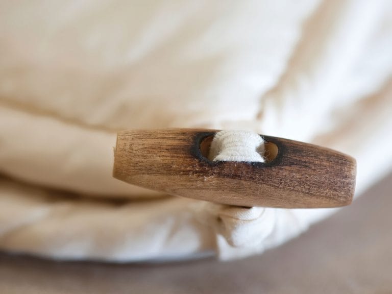 Obasan Summer Lightweight Wool Comforter image