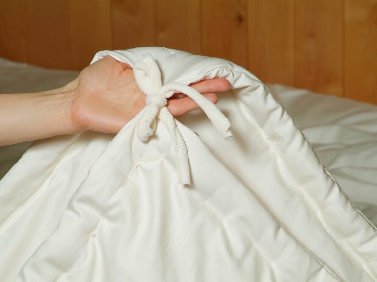Holy Lamb Organics All Season Wool Comforter image