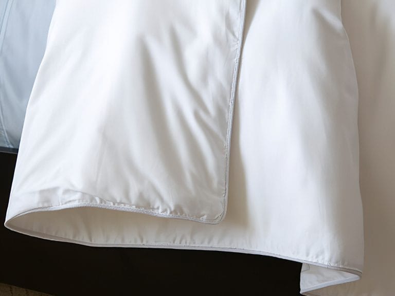 Mulberry West Silk Comforter image