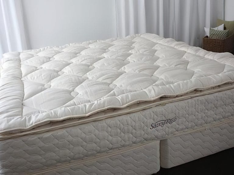 Savvy Rest Natural Savvy Woolsy Mattress Topper image