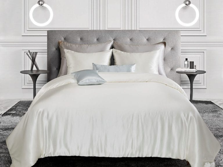 Perle Silk Charmeuse Silk Duvet Cover image
