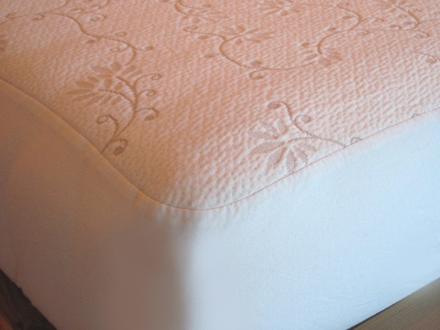 organic deep pocket bedbug mattress protector