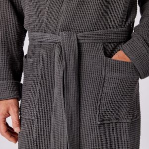 Coyuchi Organic Cotton Waffle Weave Robe | Gifts under $100