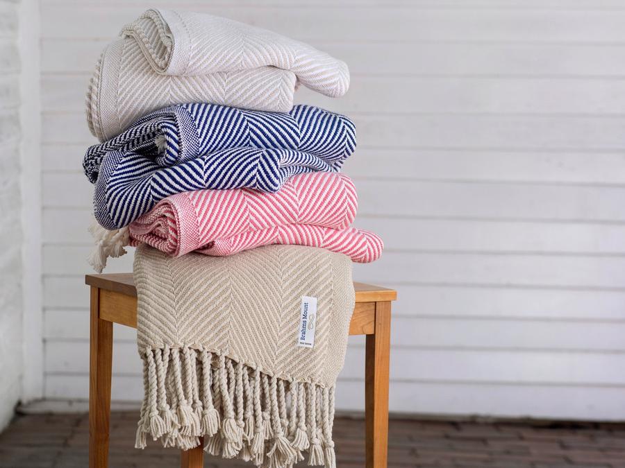 Brahms mount blankets best sale