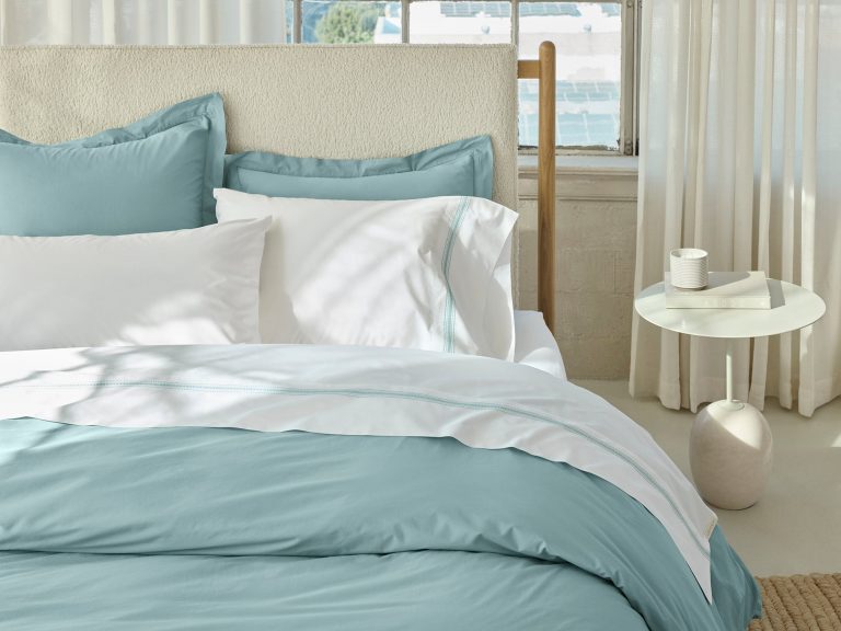 Refined Organic Percale Sheet Set image