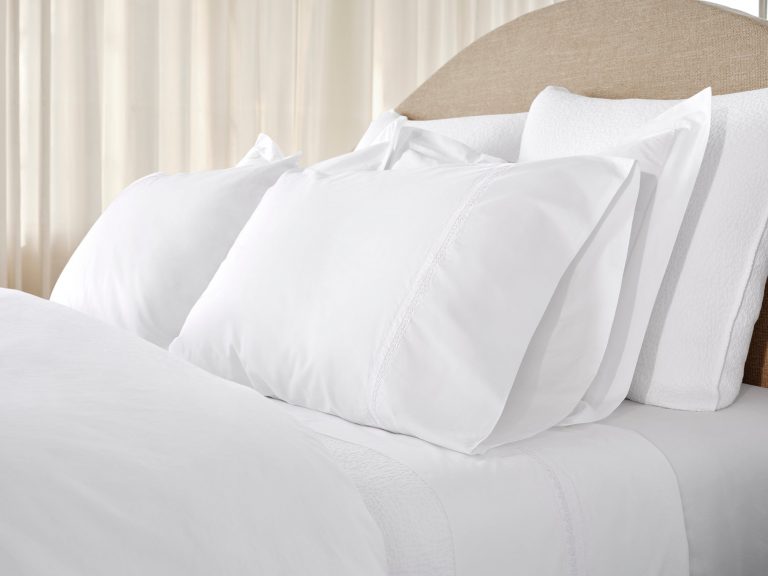 Refined Organic Percale Sheet Set image