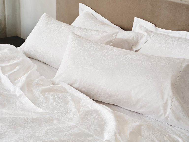 Heirloom Organic Sateen Sheet Set image