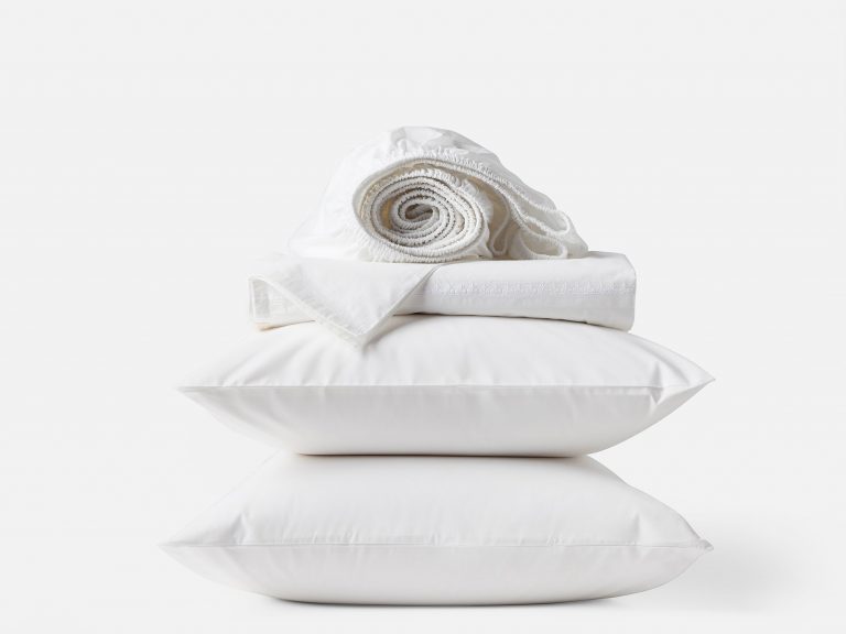 Refined Organic Percale Sheet Set image