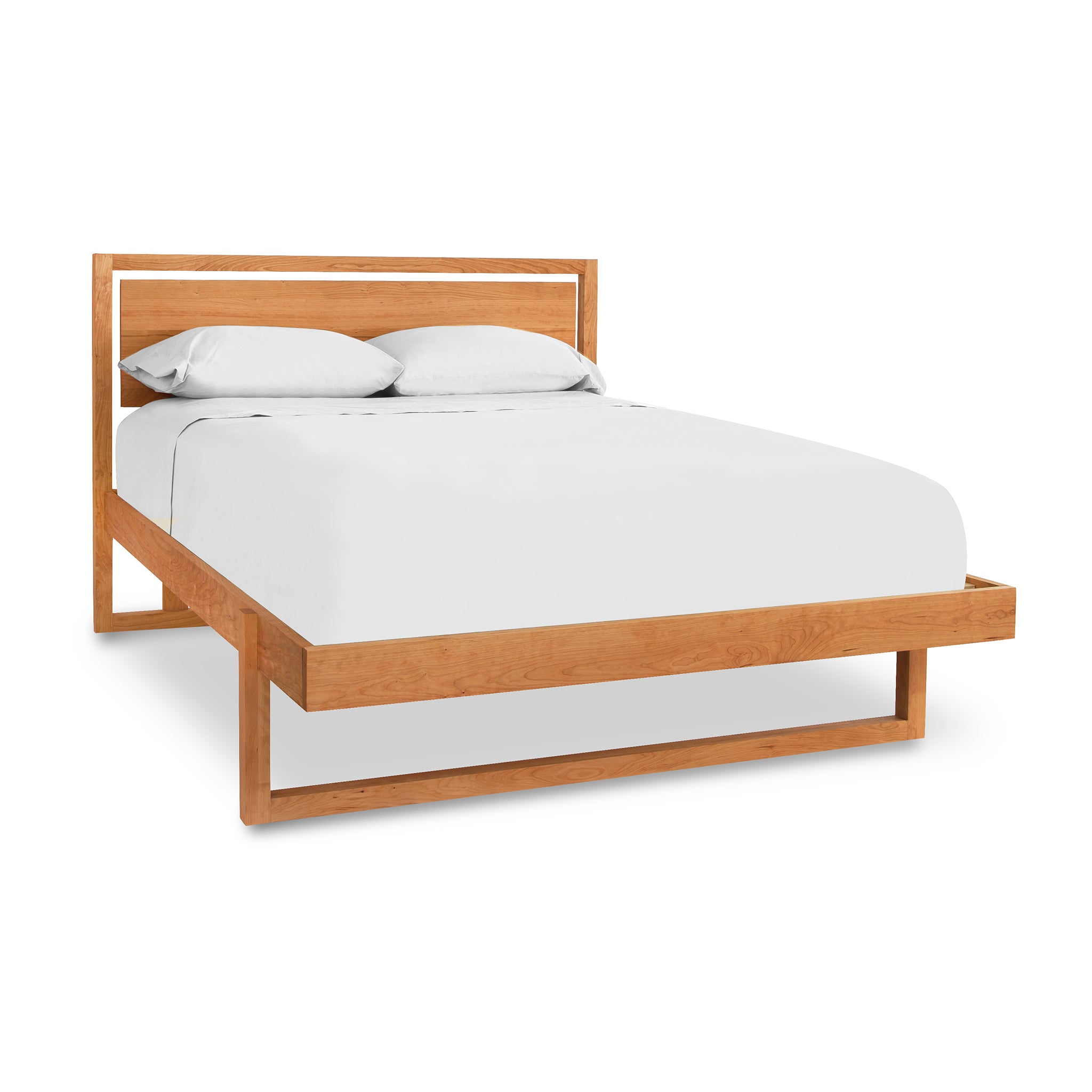 Pendant Bed in natural cherry wood