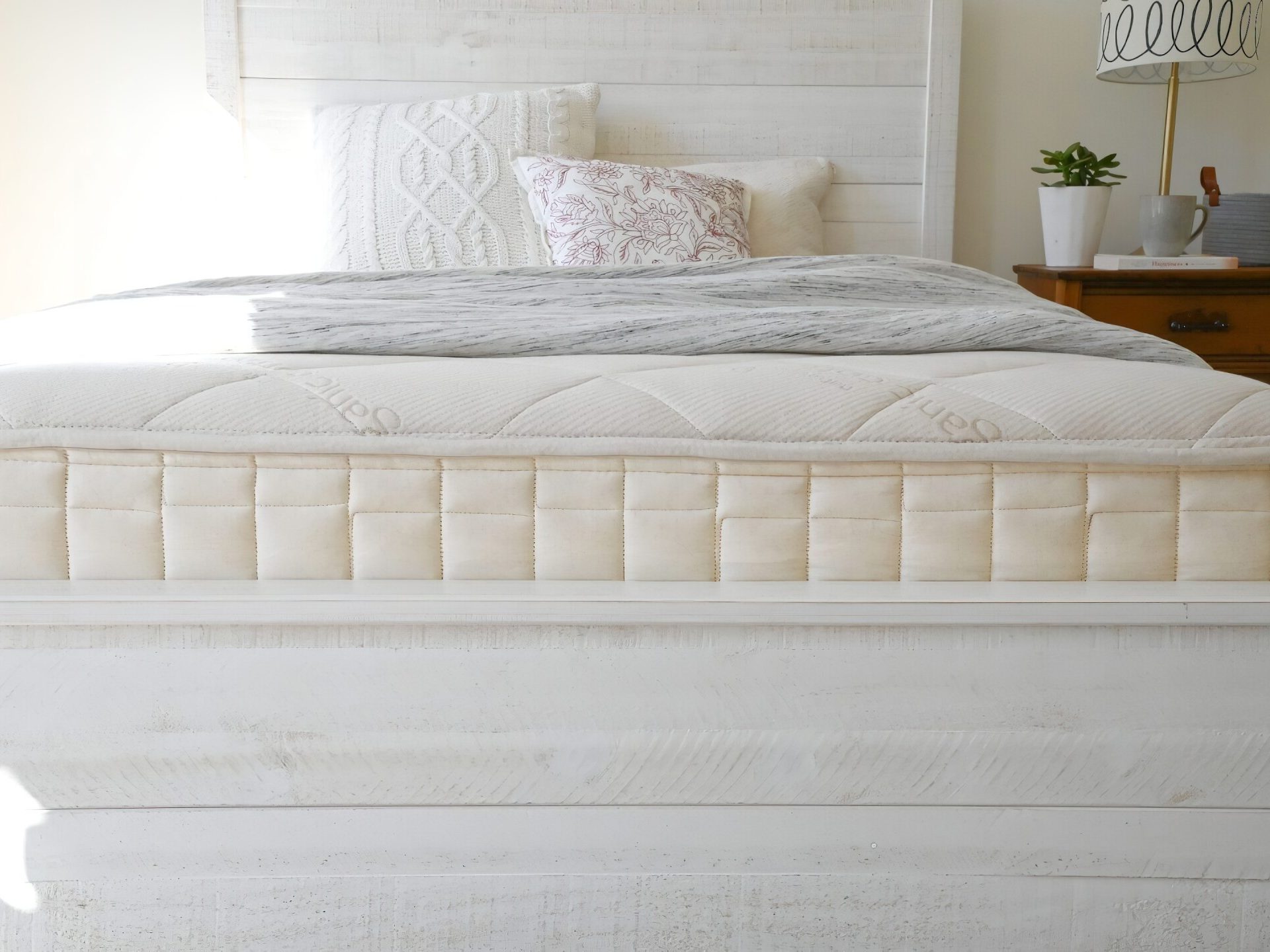 Naturepedic Serenade Luxury Organic Hybrid Mattress Organic Hybrid